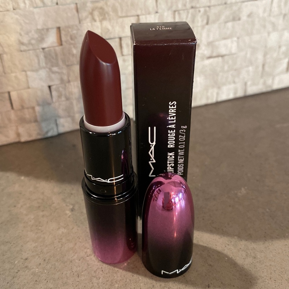 Mac Cosmetics Love Me Lipstick in La Femme NEW!